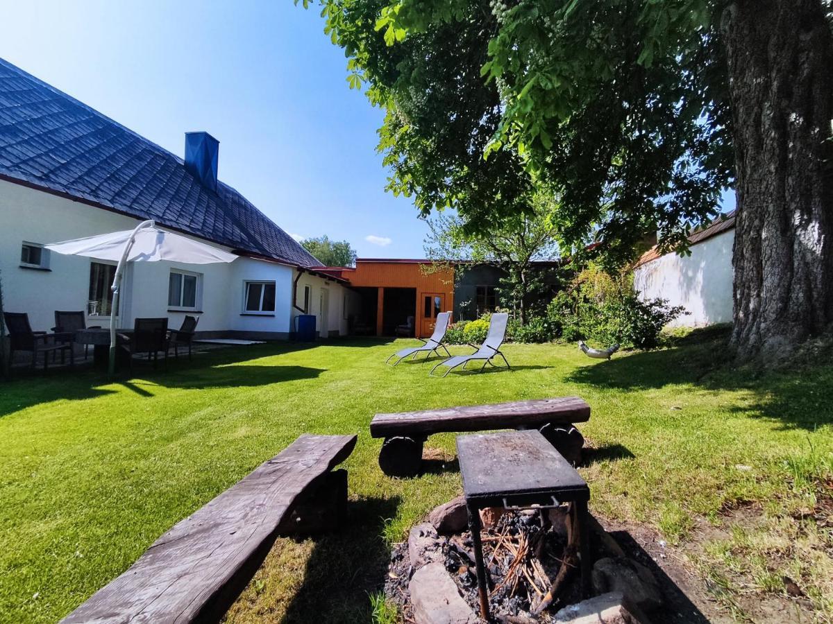 Apartman Utvina Eksteriør billede